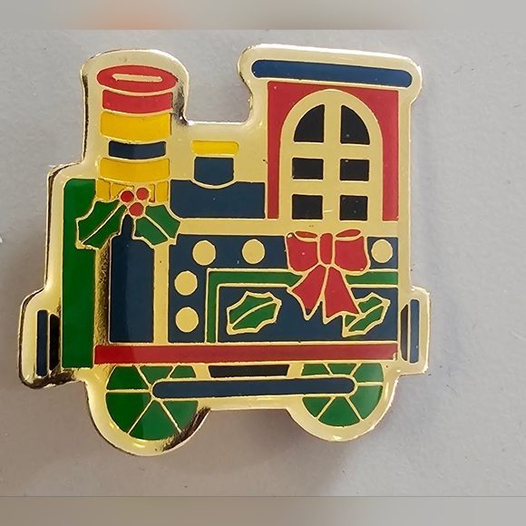 Train Pin - Picture 2 of 5